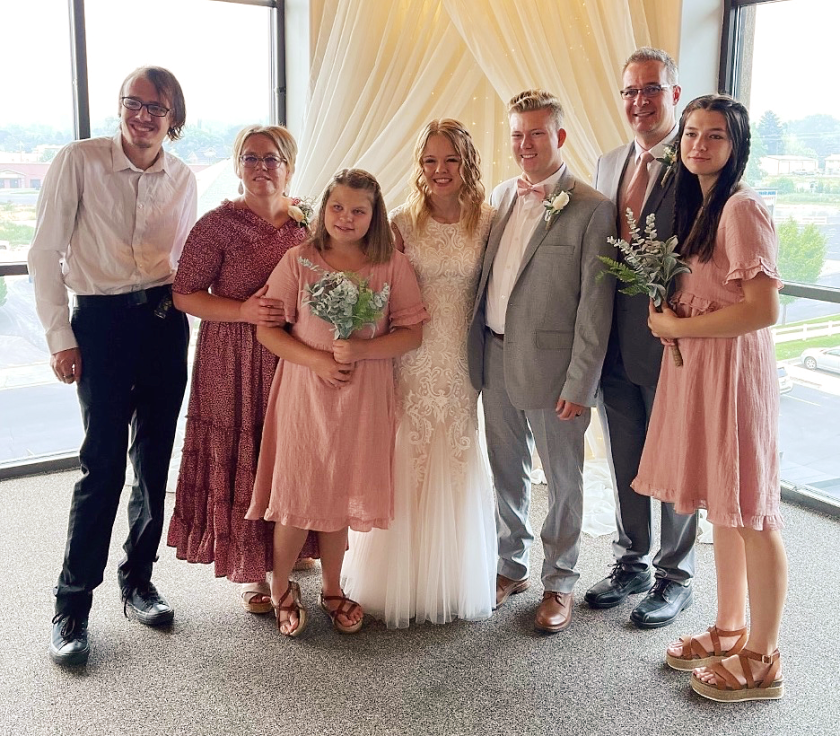 Hunter Family Wedding Picture